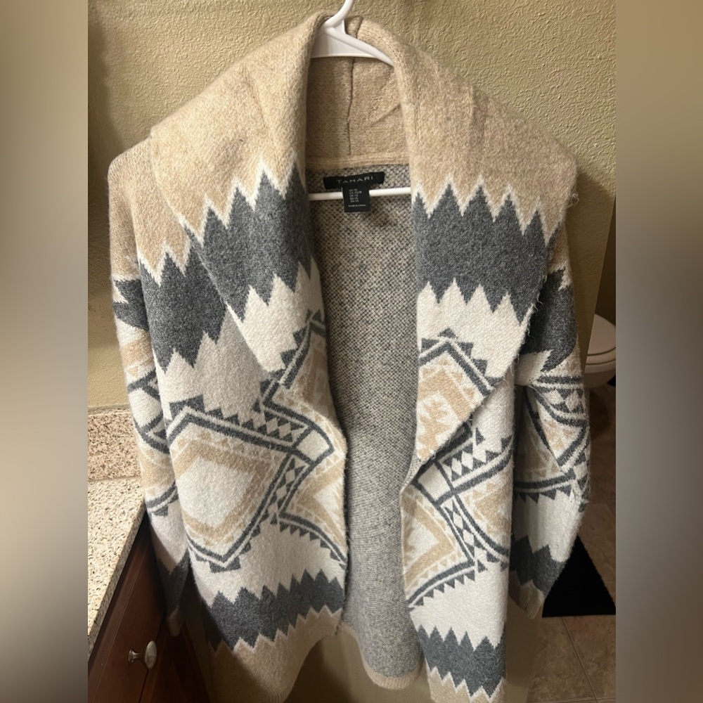 Like new Cardigan, soft material,